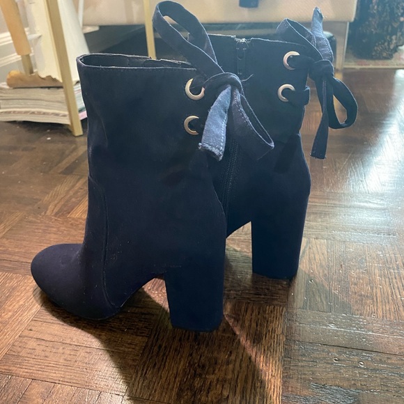 Nine West Navy Booties - Picture 2 of 4